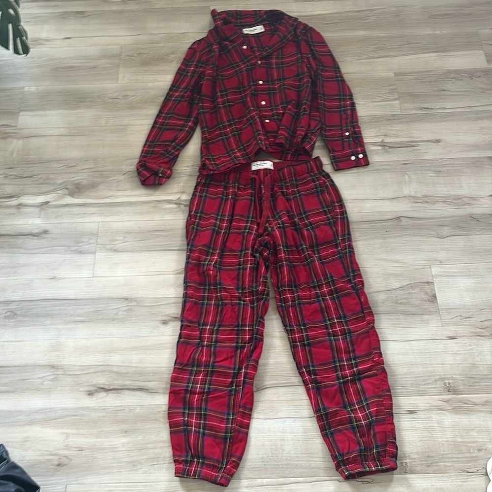 Abercrombie Flannel Pajamas Set